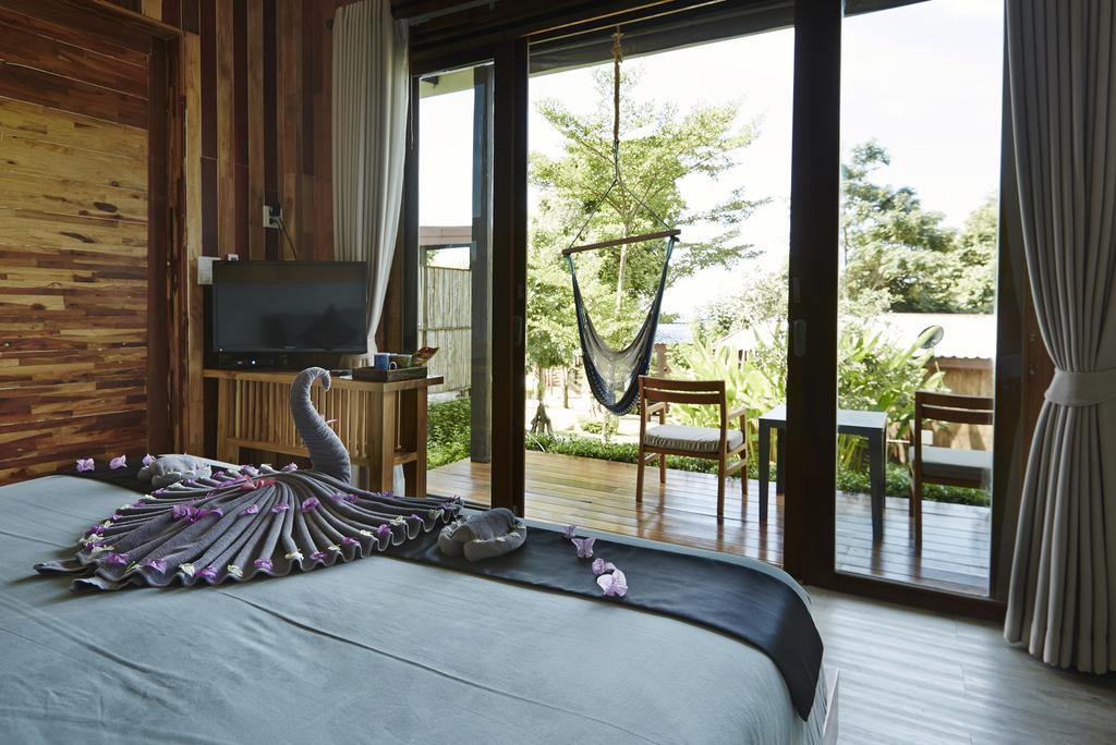 To The Sea The Resort Koh Kood Ko Kut Exterior foto